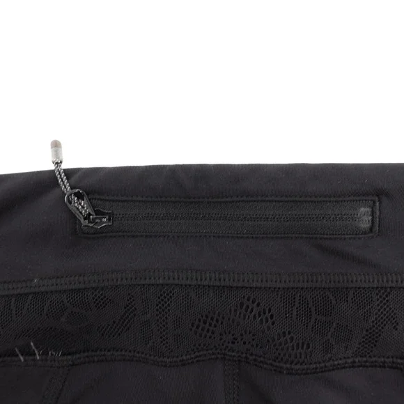Lululemon Pants Womens 4 Black Crop Capri Mesh Lace Panel Zip Pocket Yoga Run - Picture 15 of 15